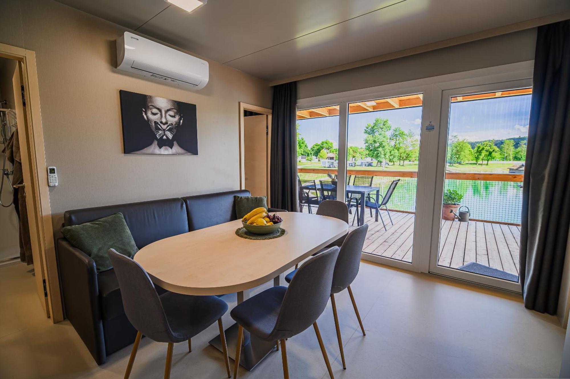 Deluxe Lake View Mobile Homes With Thermal Riviera Tickets Catez ob Savi Exterior foto