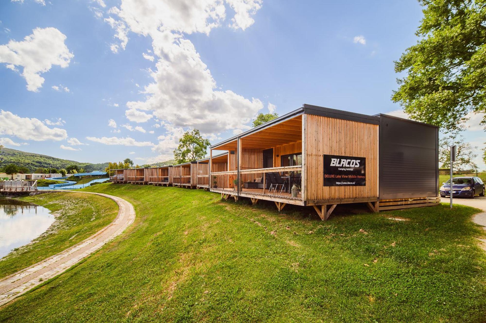 Deluxe Lake View Mobile Homes With Thermal Riviera Tickets Catez ob Savi Exterior foto