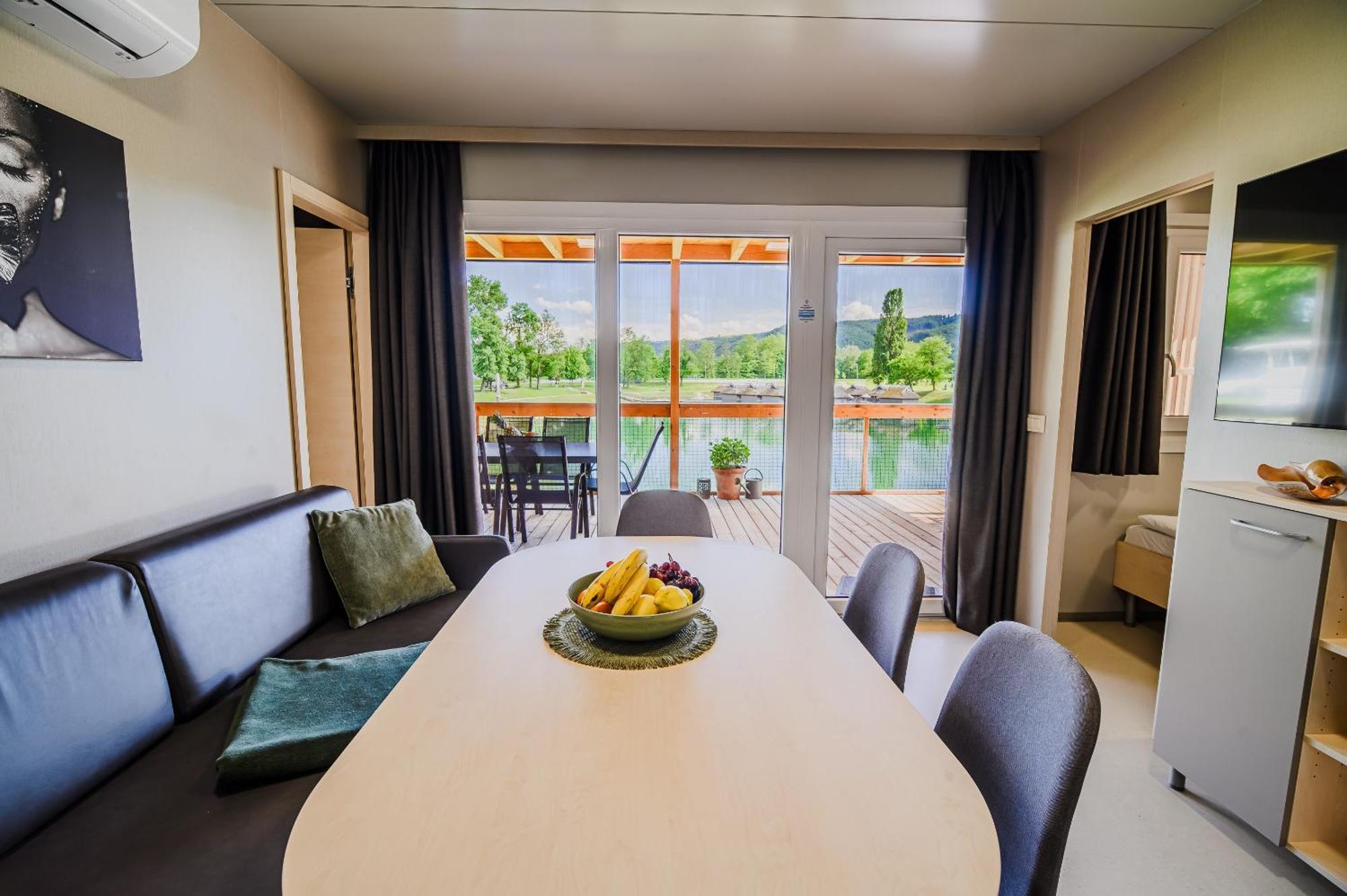 Deluxe Lake View Mobile Homes With Thermal Riviera Tickets Catez ob Savi Exterior foto