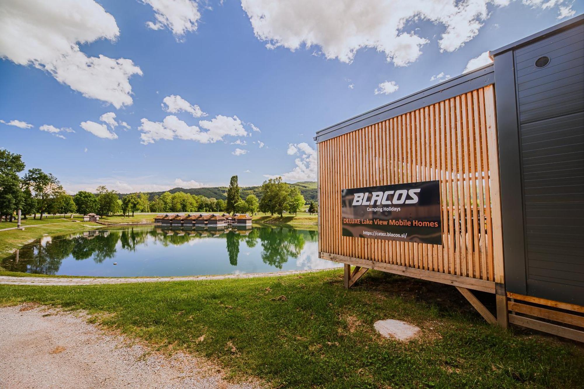 Deluxe Lake View Mobile Homes With Thermal Riviera Tickets Catez ob Savi Exterior foto